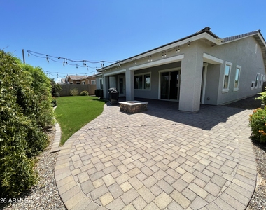 22834 E Silver Creek Lane - Photo Thumbnail 23