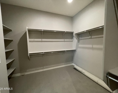 22834 E Silver Creek Lane - Photo Thumbnail 10
