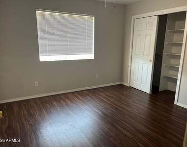 1346 E Peoria Avenue - Photo Thumbnail 11
