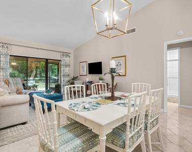 1544 Sw Silver Pine Way - Photo Thumbnail 24