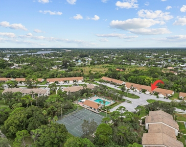 1544 Sw Silver Pine Way - Photo Thumbnail 6