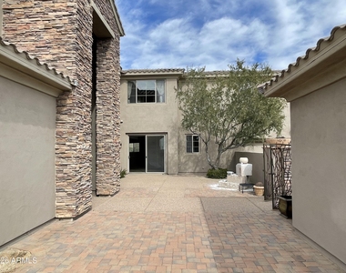 9778 E Jagged Peak Road - Photo Thumbnail 7