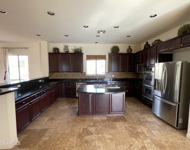 9778 E Jagged Peak Road - Photo Thumbnail 15