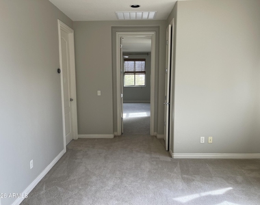 9778 E Jagged Peak Road - Photo Thumbnail 28