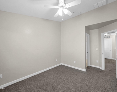 240 W Juniper Avenue - Photo Thumbnail 16