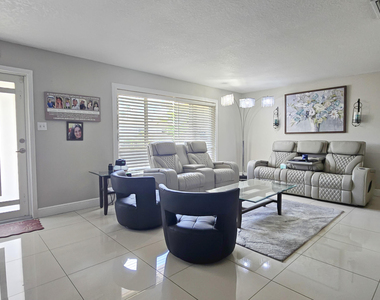 7180 Nw 10th Court - Photo Thumbnail 3