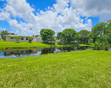 7180 Nw 10th Court - Photo Thumbnail 10