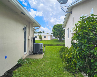 7180 Nw 10th Court - Photo Thumbnail 7