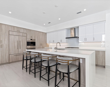 406 Ocean One Lane - Photo Thumbnail 8