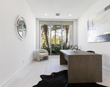 406 Ocean One Lane - Photo Thumbnail 12