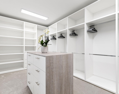 406 Ocean One Lane - Photo Thumbnail 21