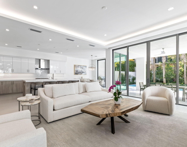 406 Ocean One Lane - Photo Thumbnail 1