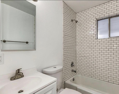8444 E Coronado Road - Photo Thumbnail 28