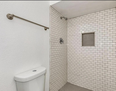 8444 E Coronado Road - Photo Thumbnail 8