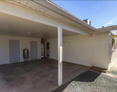 8444 E Coronado Road - Photo Thumbnail 13