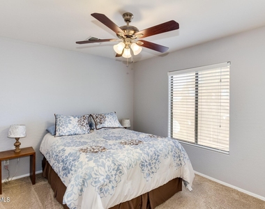 4815 N 96th Lane - Photo Thumbnail 15