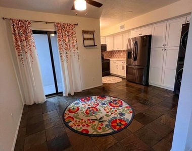 7300 N Dreamy Draw Drive - Photo Thumbnail 14