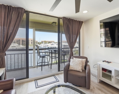 2501 Marina Isle Way - Photo Thumbnail 13
