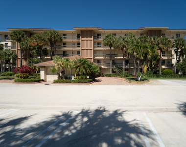 2501 Marina Isle Way - Photo Thumbnail 1