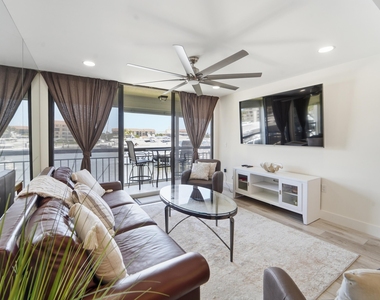 2501 Marina Isle Way - Photo Thumbnail 14