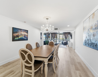 2501 Marina Isle Way - Photo Thumbnail 10