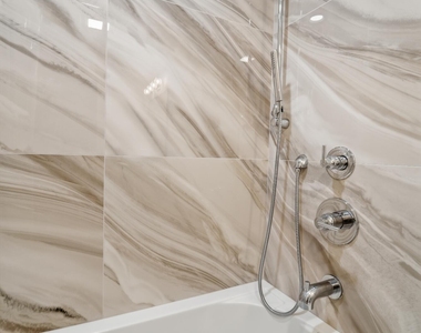 2501 Marina Isle Way - Photo Thumbnail 34
