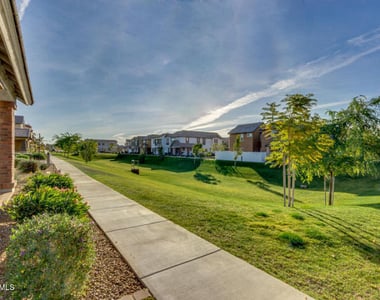 10413 E Natal Avenue - Photo Thumbnail 1