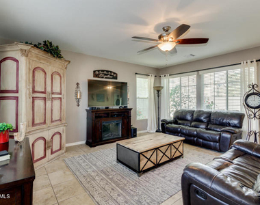 10413 E Natal Avenue - Photo Thumbnail 6