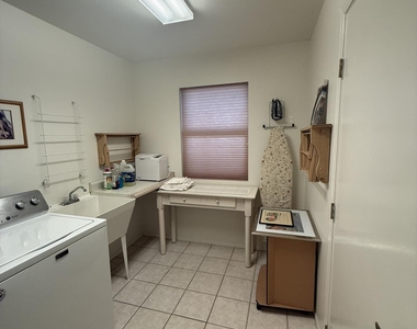 14518 W Heritage Drive - Photo Thumbnail 21