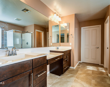 3114 E Franklin Avenue - Photo Thumbnail 29