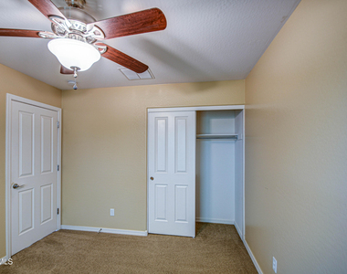 3114 E Franklin Avenue - Photo Thumbnail 43