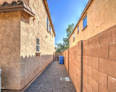 3114 E Franklin Avenue - Photo Thumbnail 51