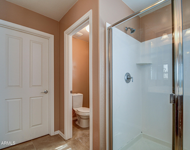 3114 E Franklin Avenue - Photo Thumbnail 31