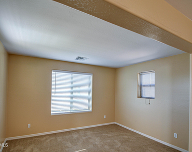 3114 E Franklin Avenue - Photo Thumbnail 24