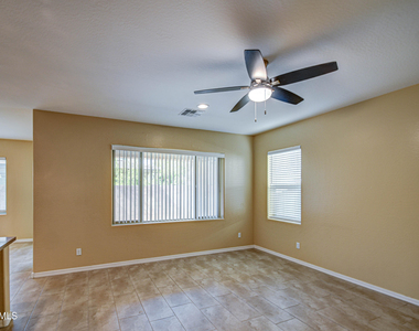 3114 E Franklin Avenue - Photo Thumbnail 12