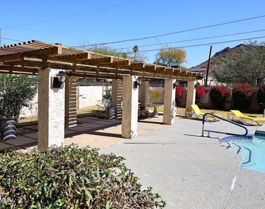 8819 N 12th Place - Photo Thumbnail 19
