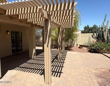 43205 W Jeremy Street - Photo Thumbnail 14