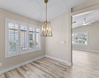 16723 N 160th Avenue - Photo Thumbnail 10
