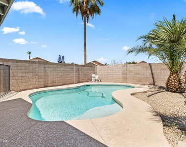 16723 N 160th Avenue - Photo Thumbnail 26