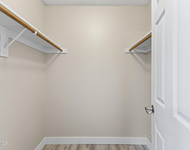 16723 N 160th Avenue - Photo Thumbnail 19