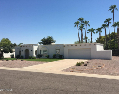 5623 E Aster Drive - Photo Thumbnail 3