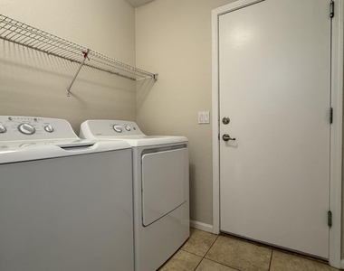 2115 N St Bonita Lane - Photo Thumbnail 12
