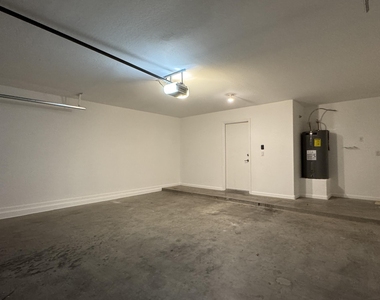 2115 N St Bonita Lane - Photo Thumbnail 13