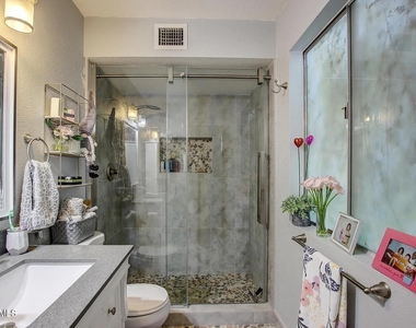 2755 E Michigan Avenue - Photo Thumbnail 10