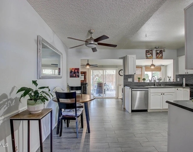 2755 E Michigan Avenue - Photo Thumbnail 9