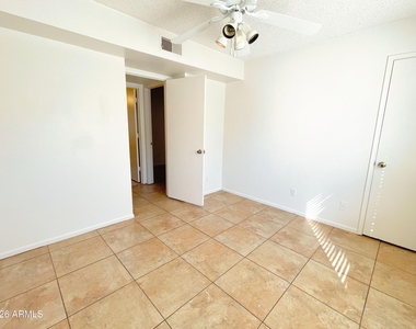 19601 N 7th Street - Photo Thumbnail 19