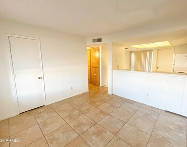 19601 N 7th Street - Photo Thumbnail 10