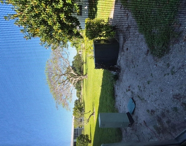 118 Kent H - Photo Thumbnail 8
