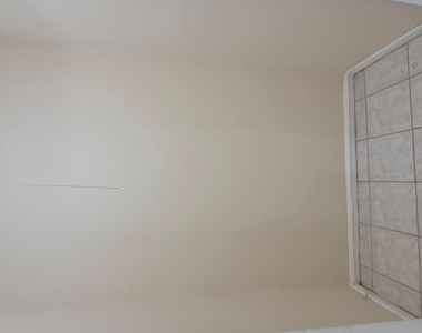 118 Kent H - Photo Thumbnail 10