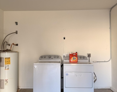 2554 W Kathleen Road - Photo Thumbnail 21